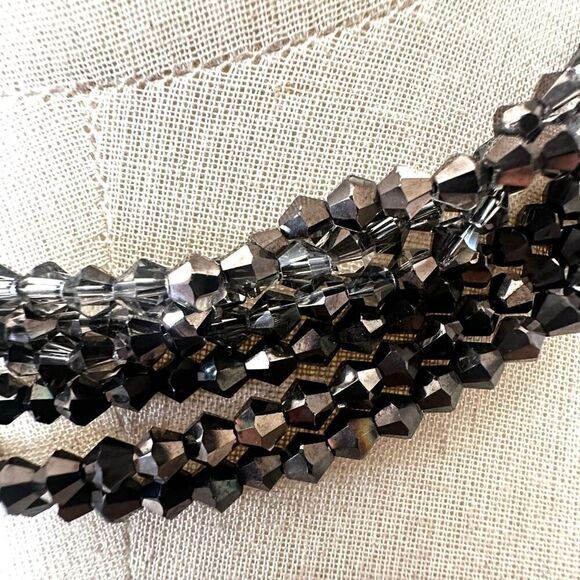 Grey beaded multi strand long necklace - Picture 5 of 8